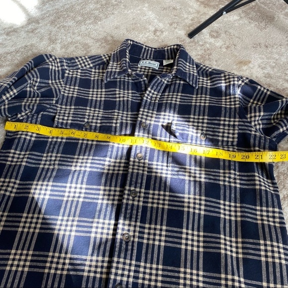 Vintage LL Bean Chamois Cloth Button Down Shirt Plaid Flannel 100% Cotton Med - Picture 5 of 7
